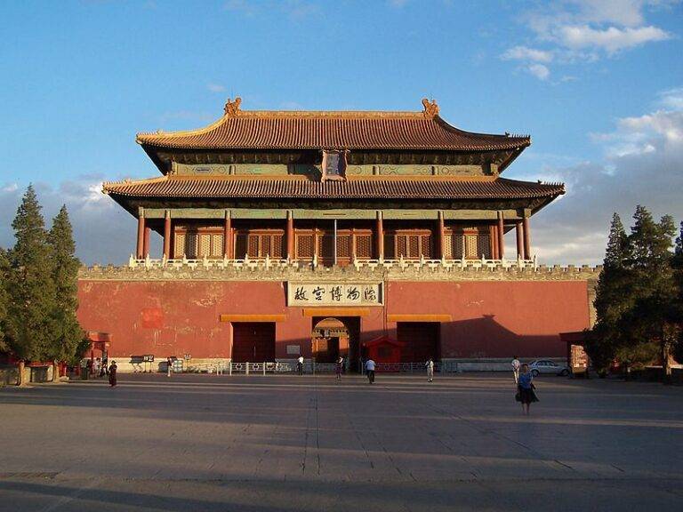 📦 The Ultimate Guide to Packing When Relocating to China