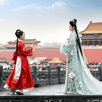 🕊️ Respecting Tradition vs Modern Practices in China